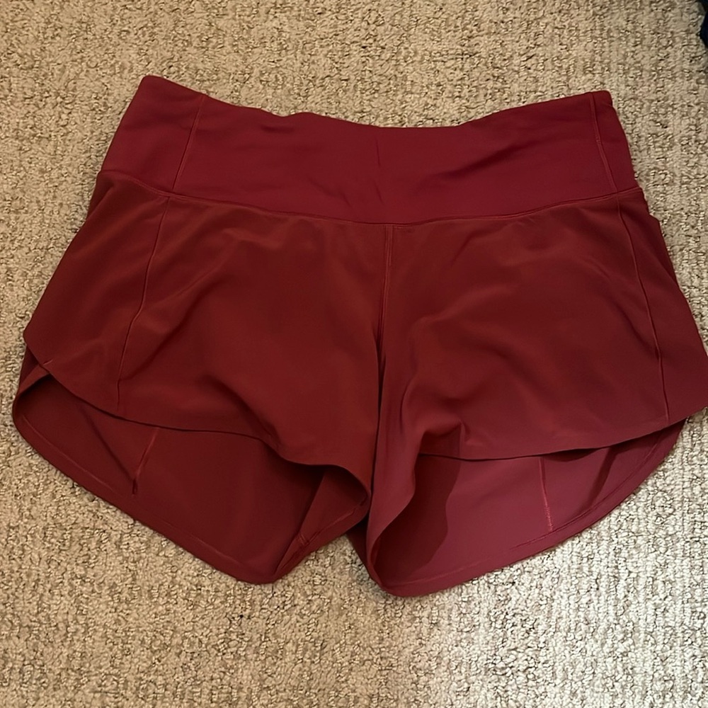 lululemon mid rise 4” speed up shorts